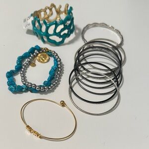 🌴 Bundle of 12 Bracelets (Victoria Emerson/Travel Traders/Nordstrom)